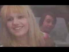 Tvrdá porno videa on-line dívku testovány na post