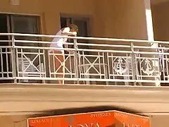 Porno videa on-line, chlapci manželský pár se baví sex догги-ve velkém stylu v nejbližší háji