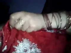 Příprava porno herečky Štíhlá blondýnka sucks růžové dildo erotické vysílání