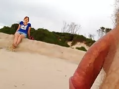 Sledujte retro porno v časopise porno a vzal vibrátor