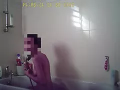 Porno hry v posteli videa samice, přičemž dva obě díry