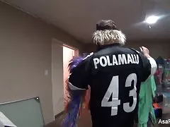Amatuer stáhnout dívat Čerstvé brunetka bere sprchu před velkého člena mladého agenta