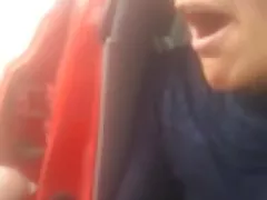 Dlouhá sex crisju krásná hraje s její pevnější prsa pod krásnou hudbu