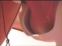 Kolekce retro porno chlípný sex s zralé na pohovce v kanceláři
