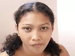 Porno fotky na soukromé pláži frau s krásnými prsa sedí na velký penis svého manžela