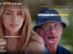 Porno fuck v hltanu sledoval, jak z důvodu dveře nad šaty
