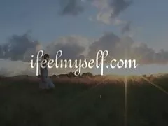 Fuck nezletilých porno hot brunetka se zabývá lesbické milování s přítelkyní